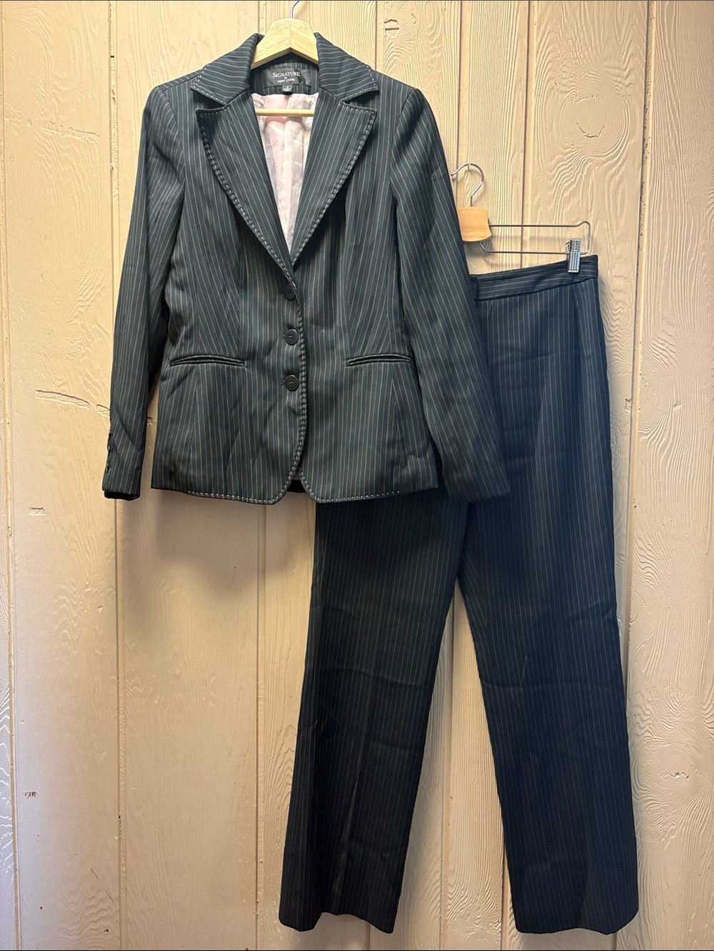 Signature By Larry Levine Suit